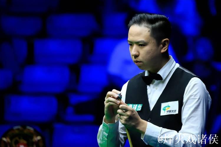 斯诺克上海大师赛 肖国栋6比4希金斯晋级八强