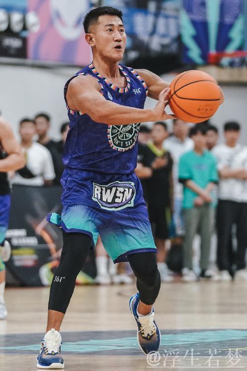 十年“吕途”——记吕晓明 十年“吕途”——记吕晓明